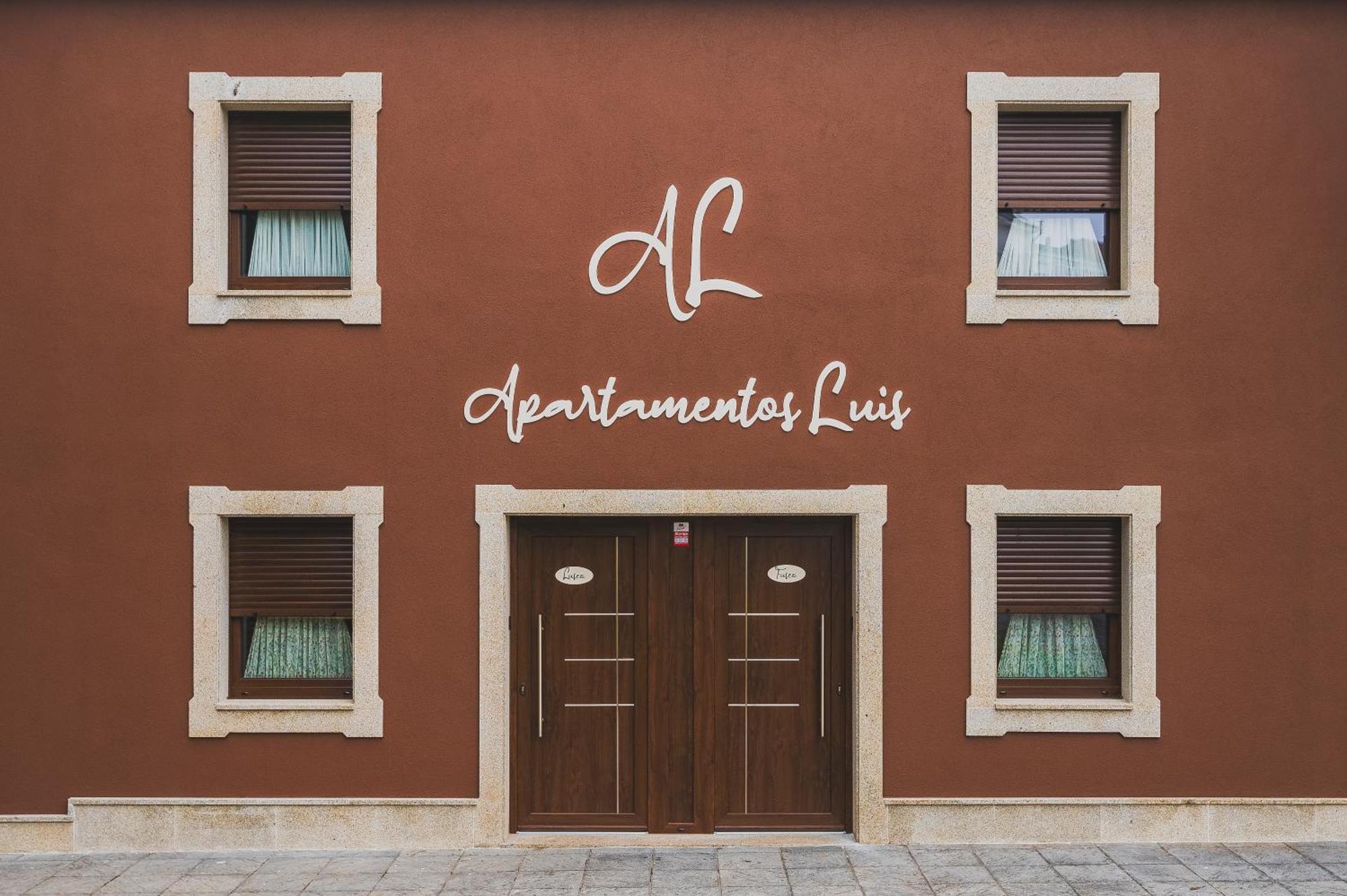 Apartamentos Luis Arzúa Exteriör bild